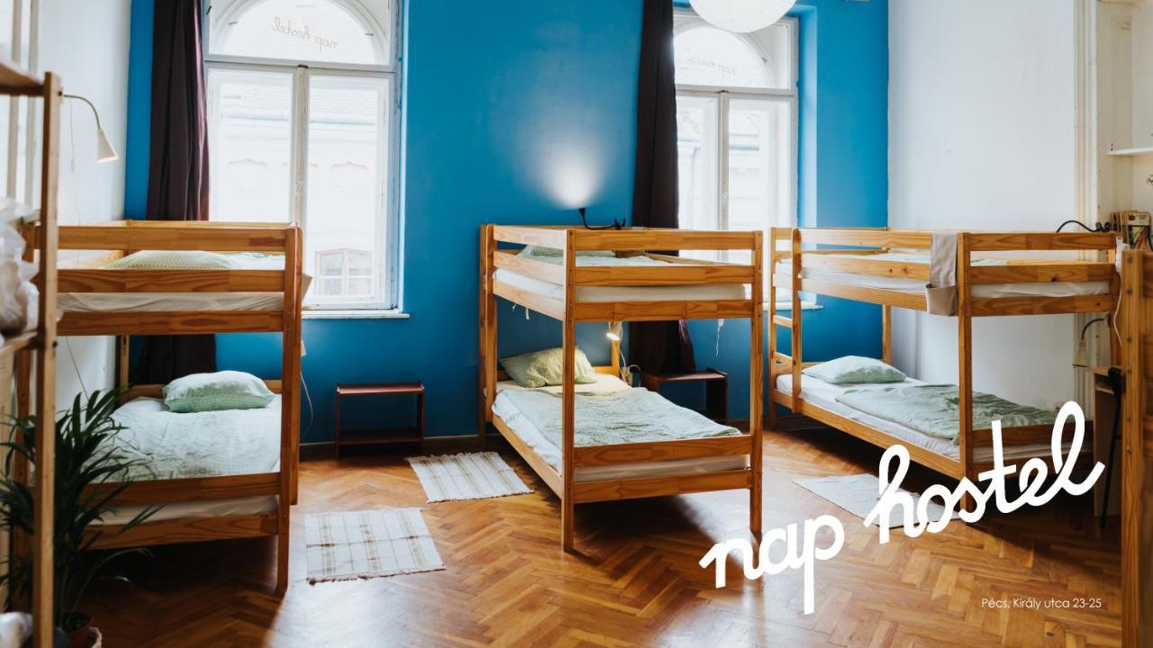 Nap Hostel Печ Екстериор снимка