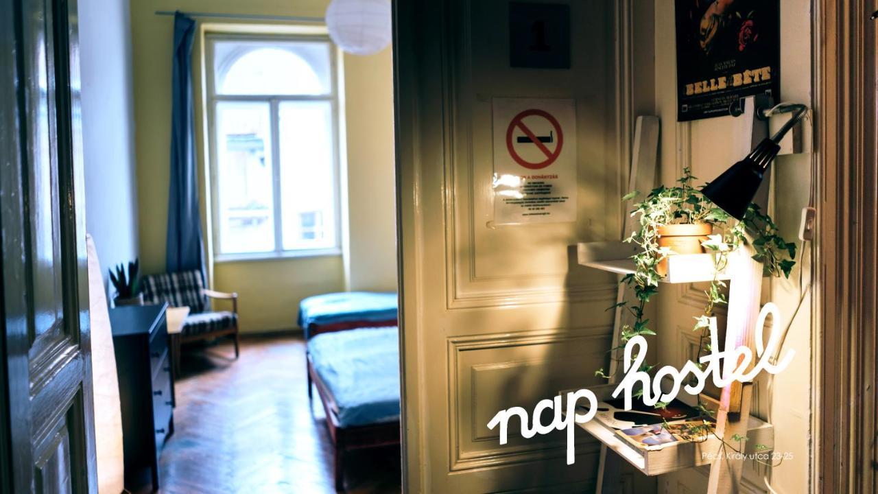 Nap Hostel Печ Екстериор снимка