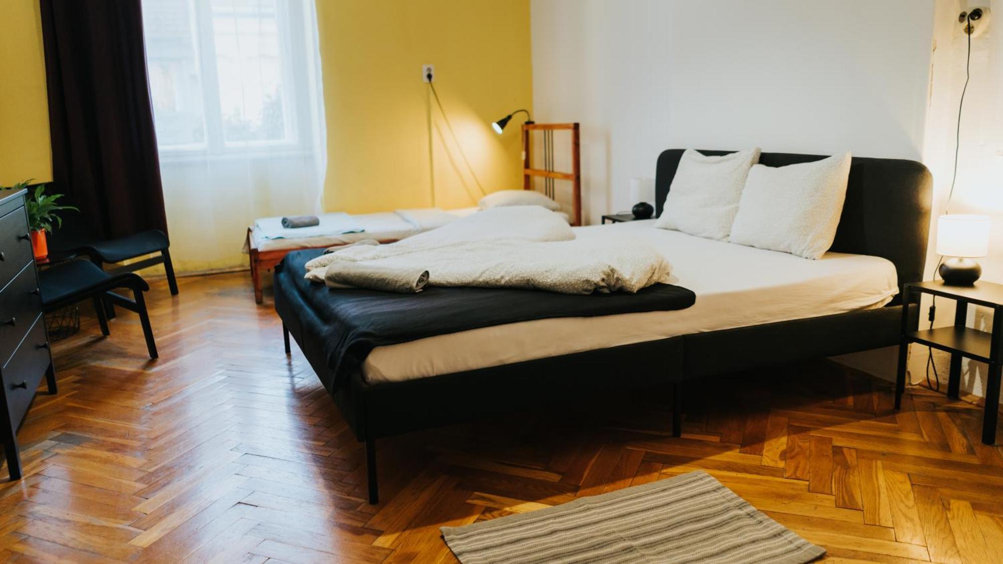 Nap Hostel Печ Екстериор снимка